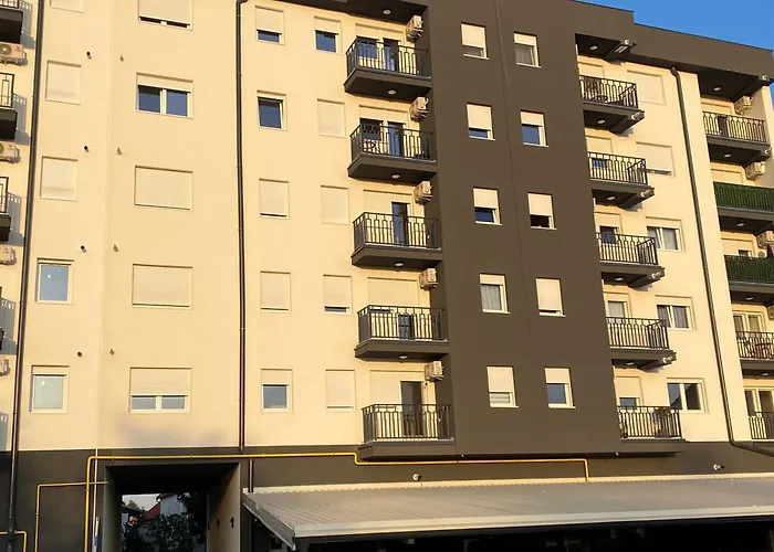 Green Lux Apartment